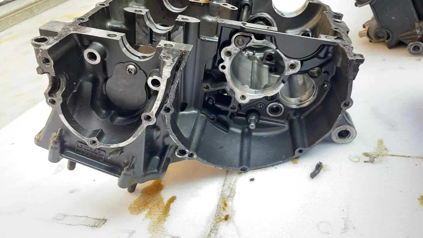 06-18 Yamaha YZF-R6 Engine Case