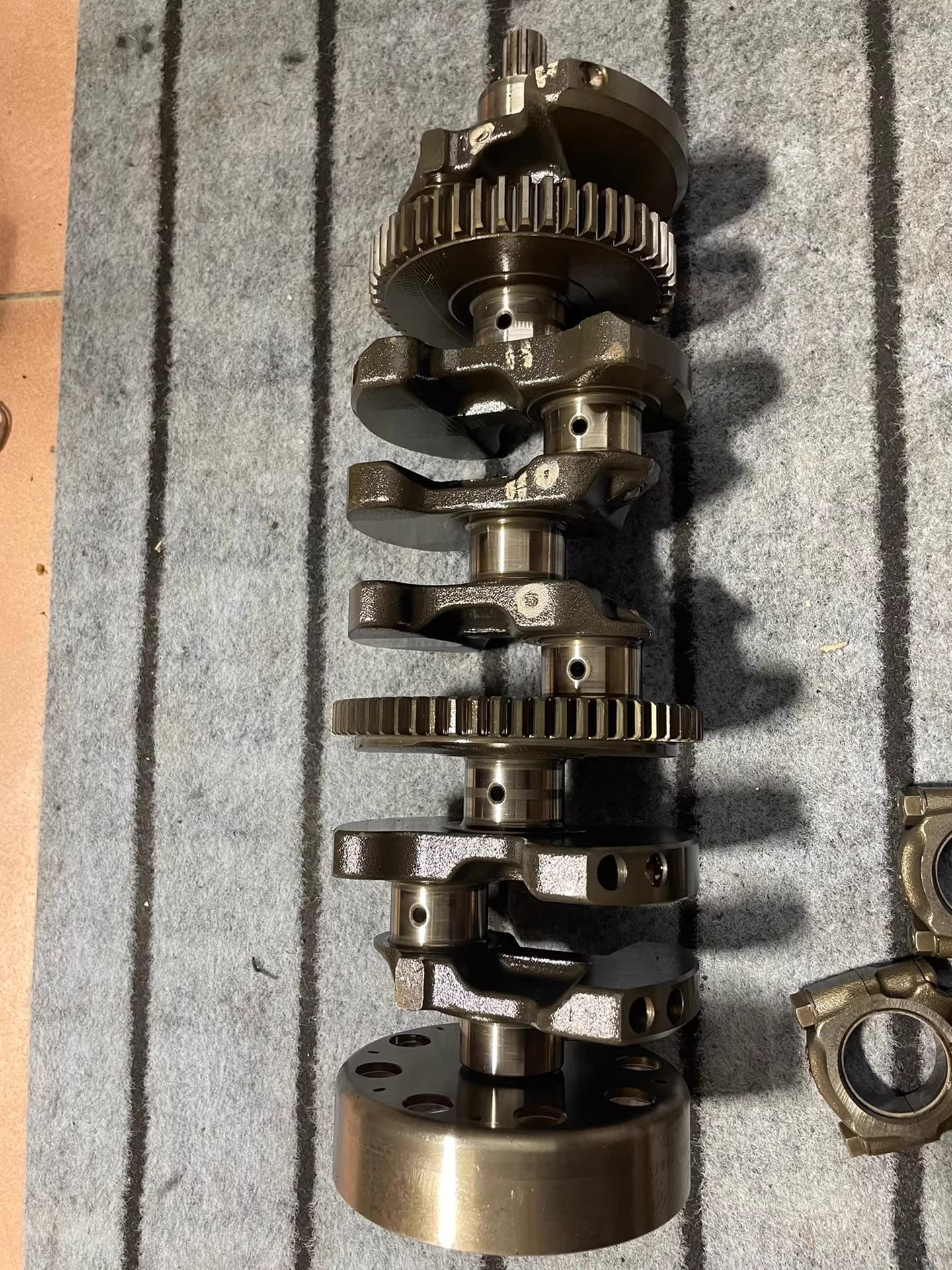 11-18 Kawasaki Ninja ZX10R Crank Crankshaft with Flywheel Rotor Rod