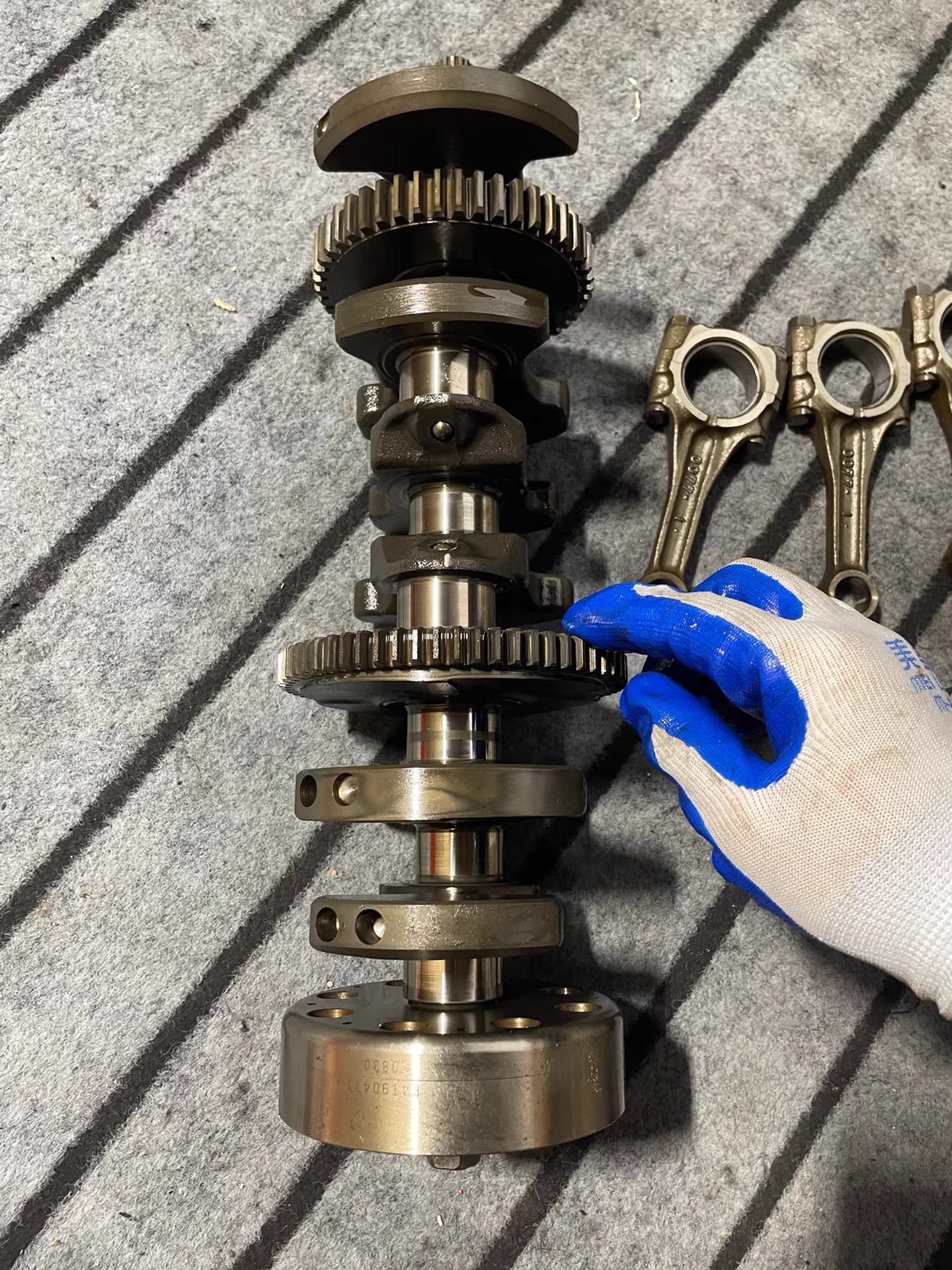 11-18 Kawasaki Ninja ZX10R Crank Crankshaft with Flywheel Rotor Rod